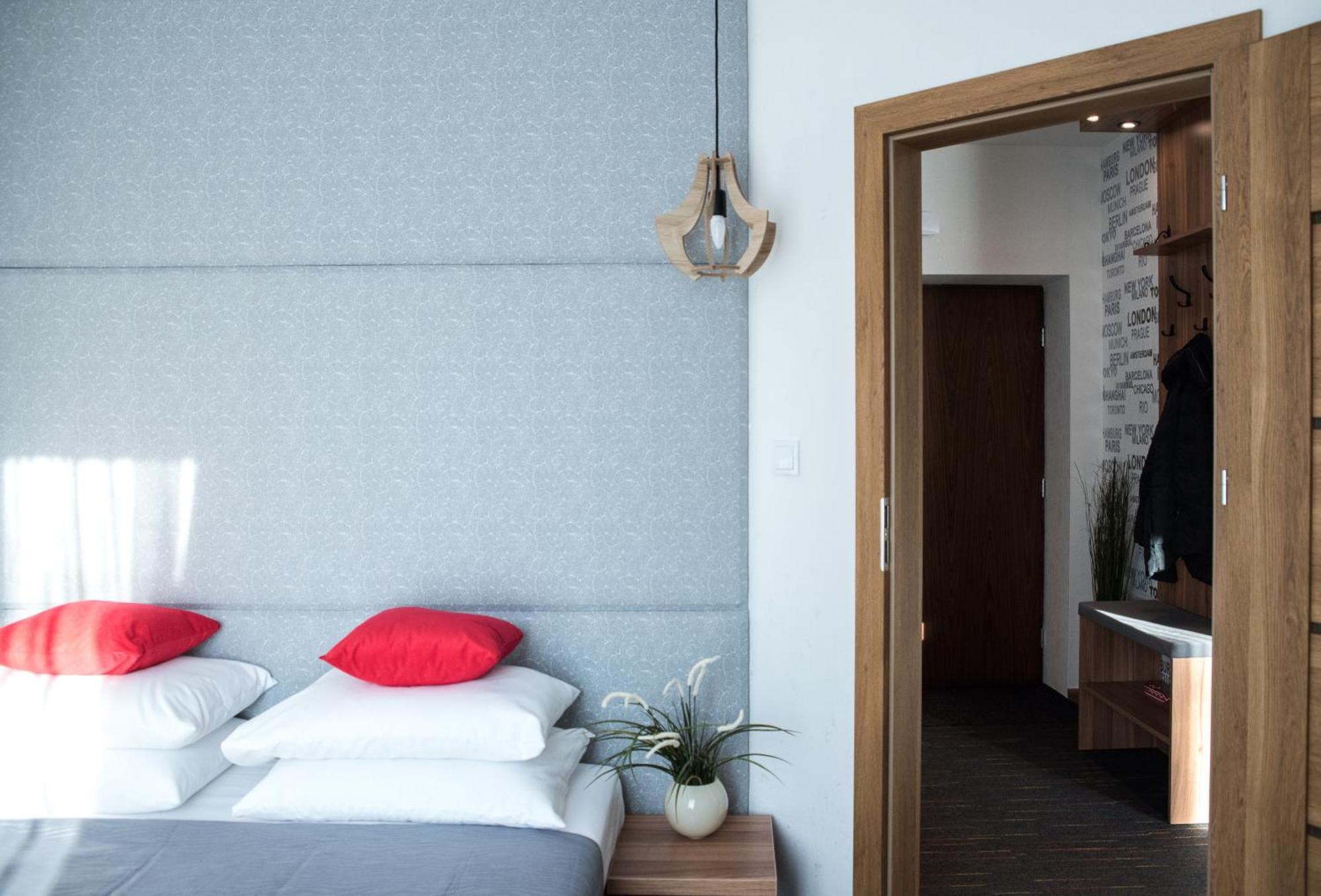 Apartamenty Czestochowa Eu 'Garaz Gratis' Ngoại thất bức ảnh